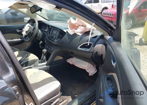 2015 Dodge Dart Sxt z USA, uszkodzony, nr VIN 1C3CDFBB4FD352314